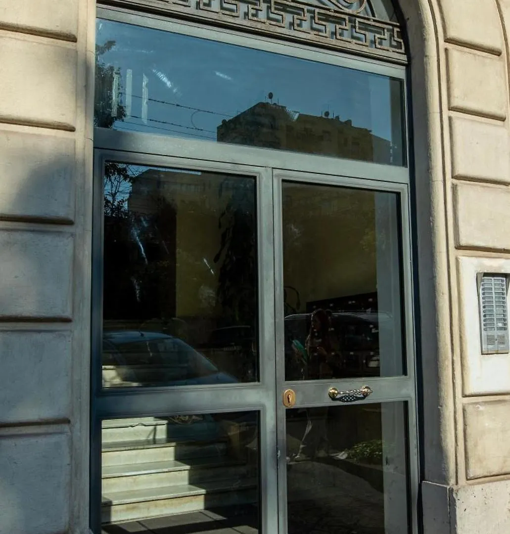 Urbanpiramide - Roma Apartment