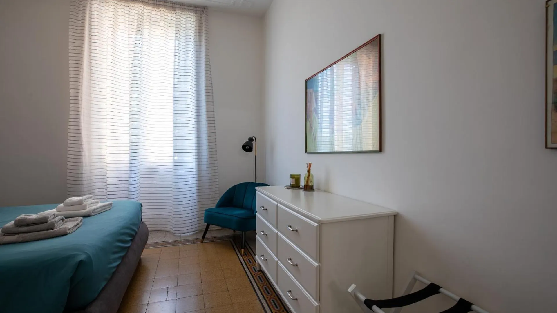 Urbanpiramide - Roma Apartment Italy