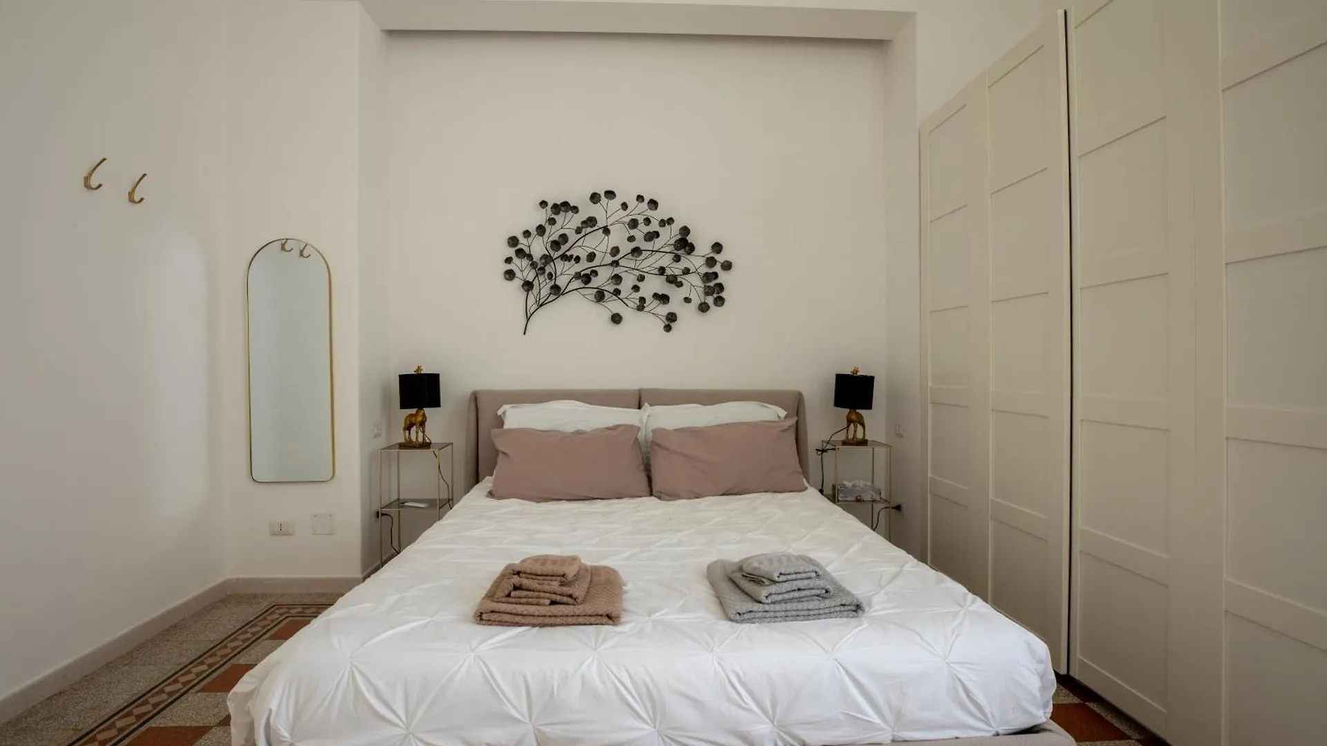 Urbanpiramide - Roma Apartment  Rome