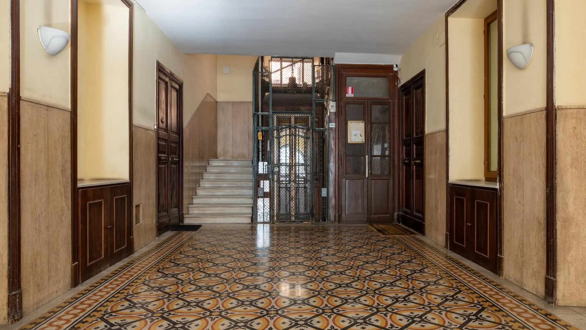 Urbanpiramide - Roma Apartment 0*, Rome Italy