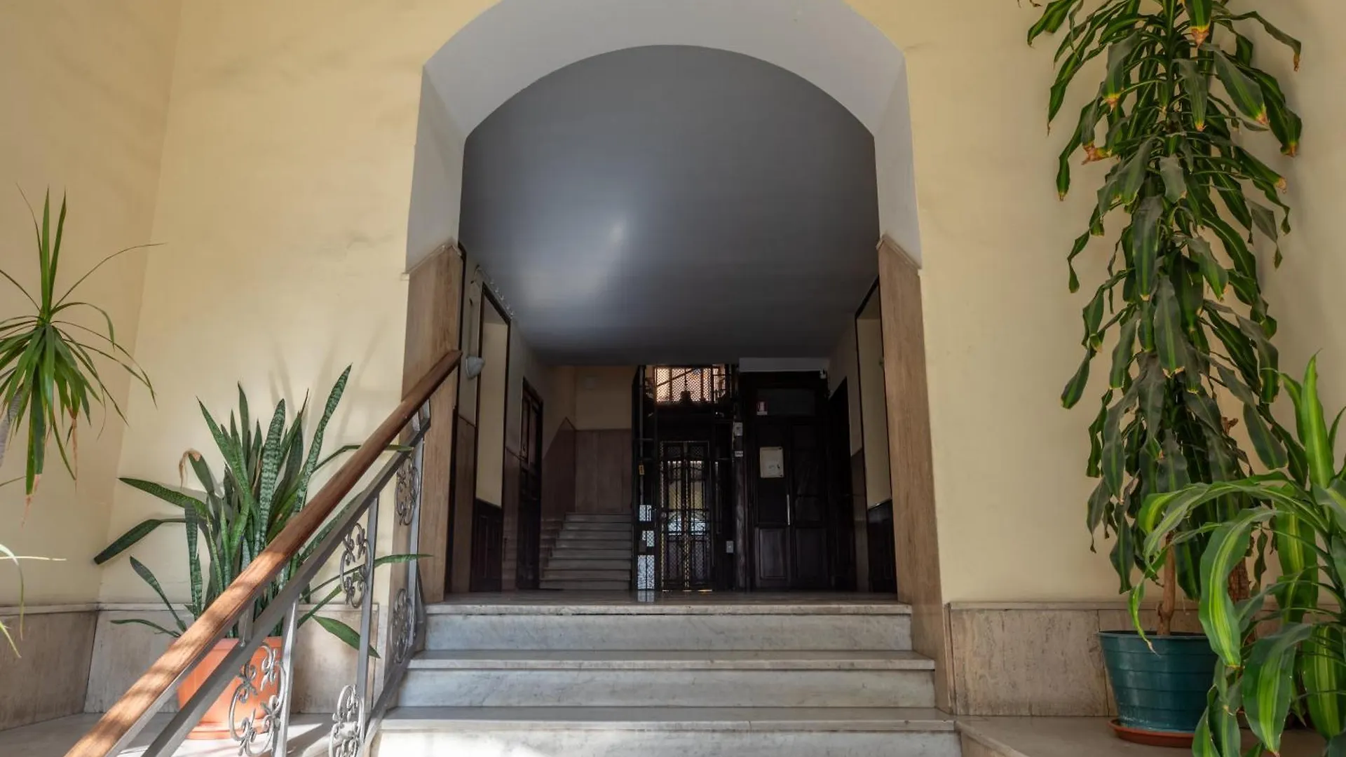 Urbanpiramide - Roma Apartment  Rome